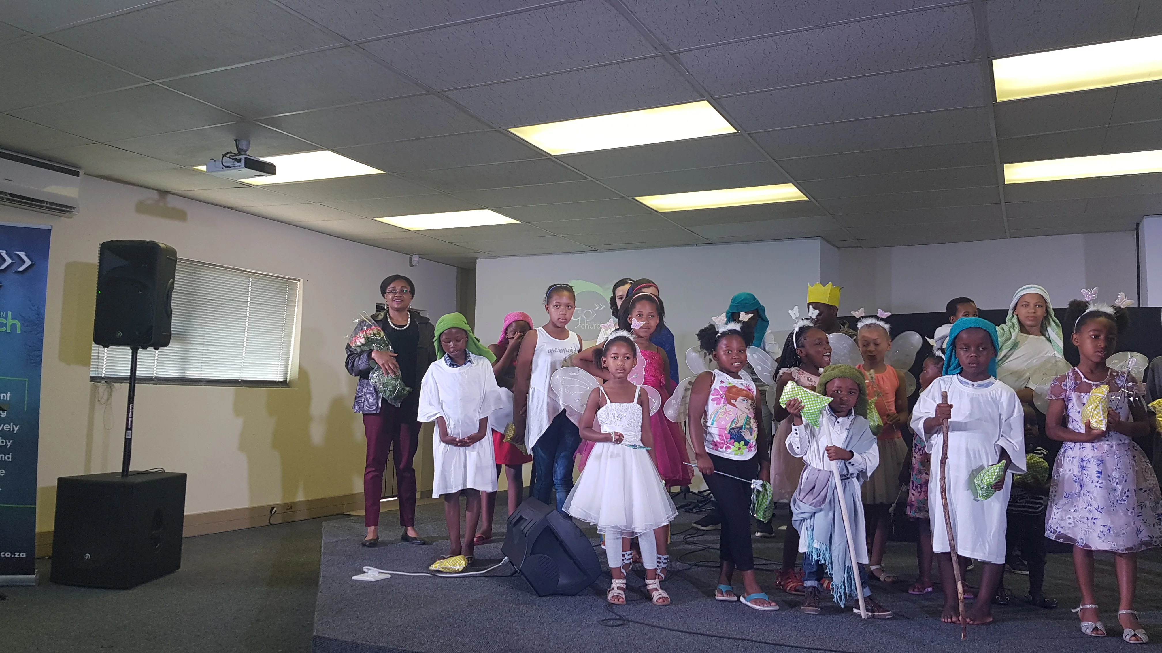 Go Kids The Birth of Jesus photo 7